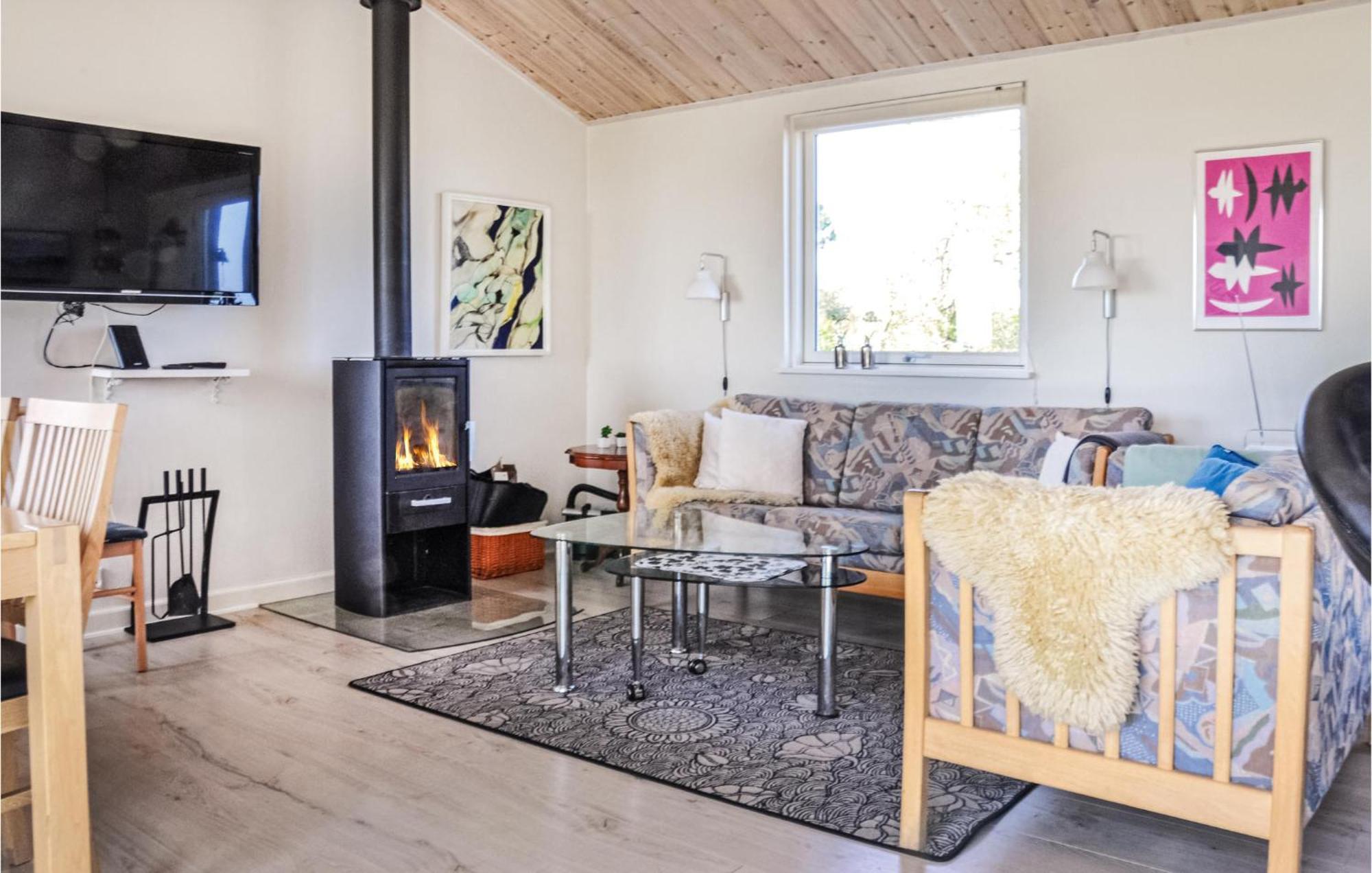 Cozy Home In Otterup With Kitchen Екстер'єр фото